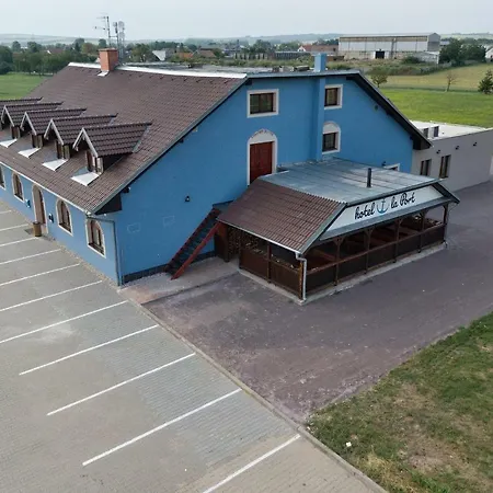 Hotel La Port *