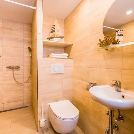 La Port زنويمو