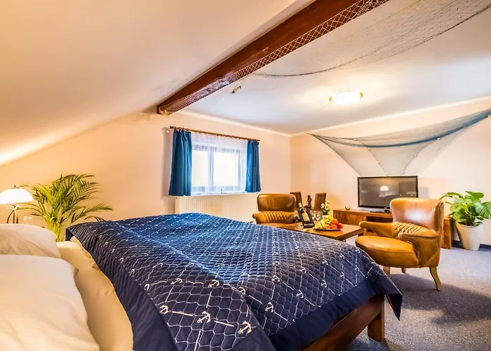 La Port Hotel *